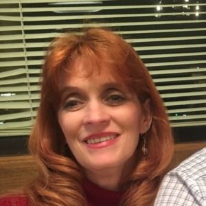 Meet your Posher, Debbie